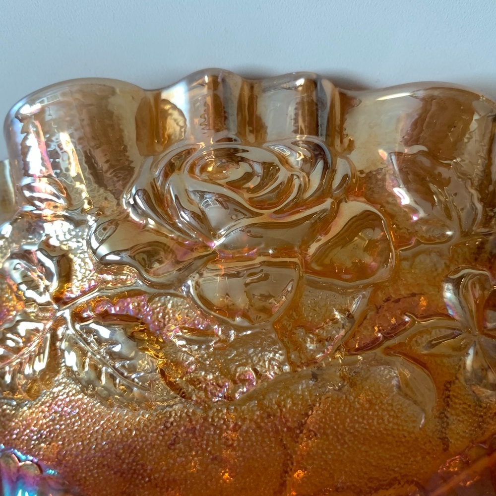 🚫SOLD•Ⓜ️🚫 Collectible Vintage Imperial Glass Bowl W/ Marigold Floral Motif - Picture 6 of 10